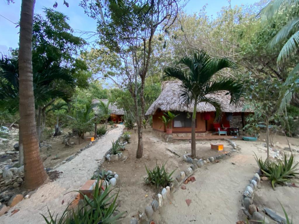 Hotel Bahia De La Luna Arroyo Cruz Extérieur photo
