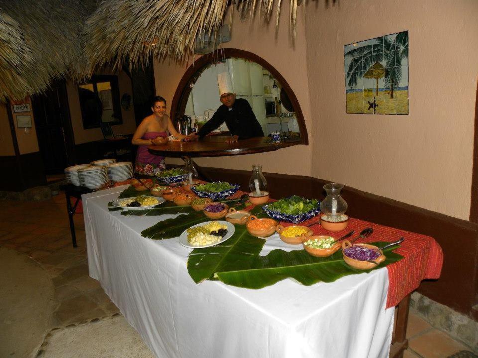 Hotel Bahia De La Luna Arroyo Cruz Extérieur photo